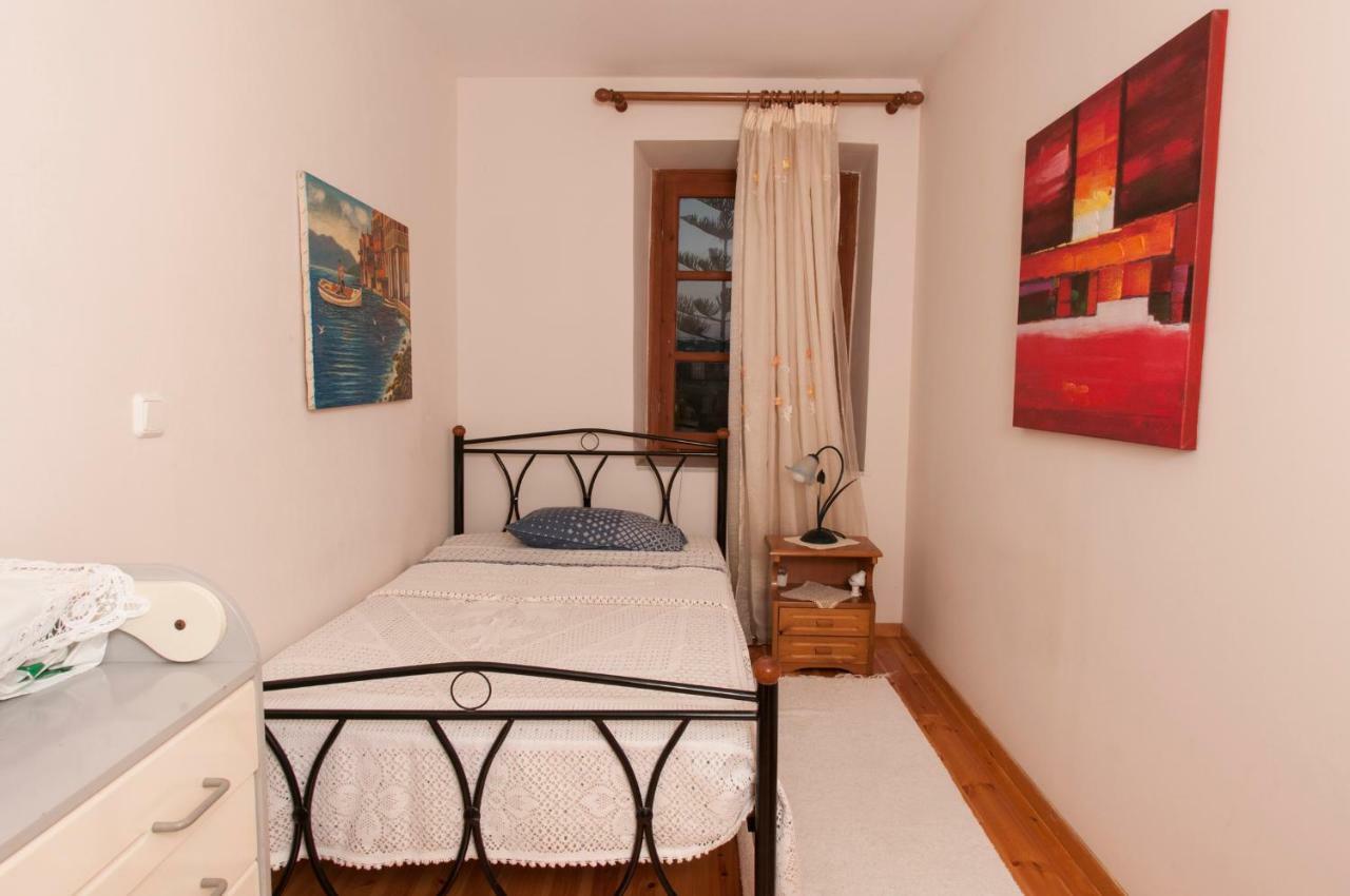 Appartamento The House Of "Angelina", Magnificent View Of The Sea Methoni  Esterno foto