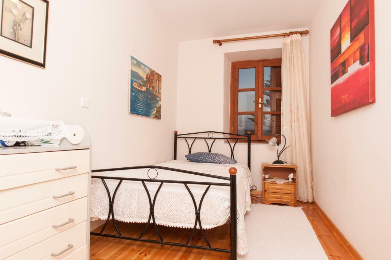 Appartamento The House Of "Angelina", Magnificent View Of The Sea Methoni  Esterno foto