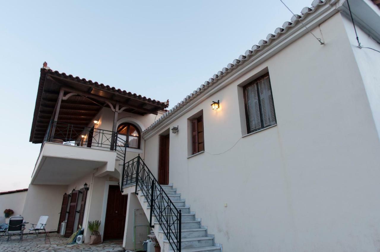 Appartamento The House Of "Angelina", Magnificent View Of The Sea Methoni  Esterno foto
